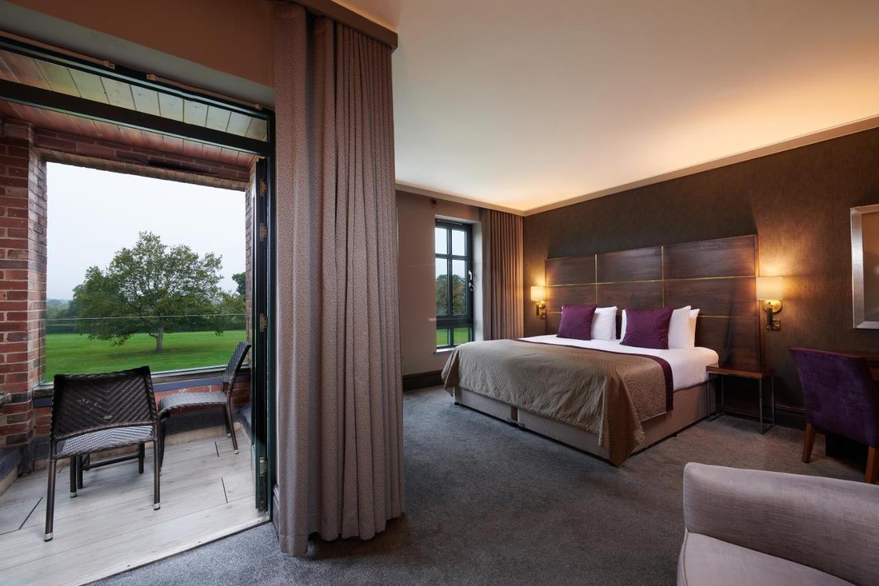 Classic Double Room Balcony,1397476544:JPEG