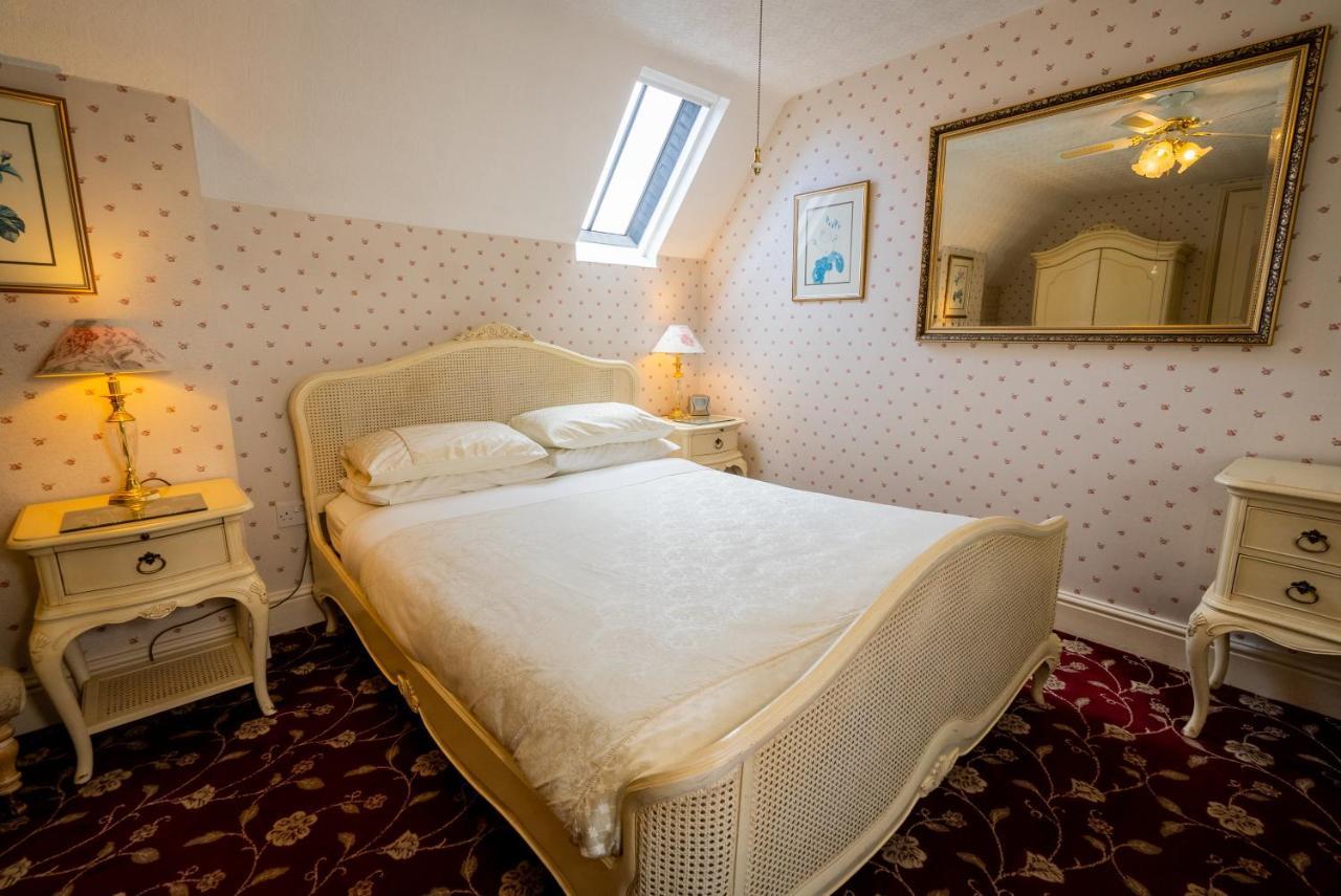 Superior King Room,1588433912:JPEG