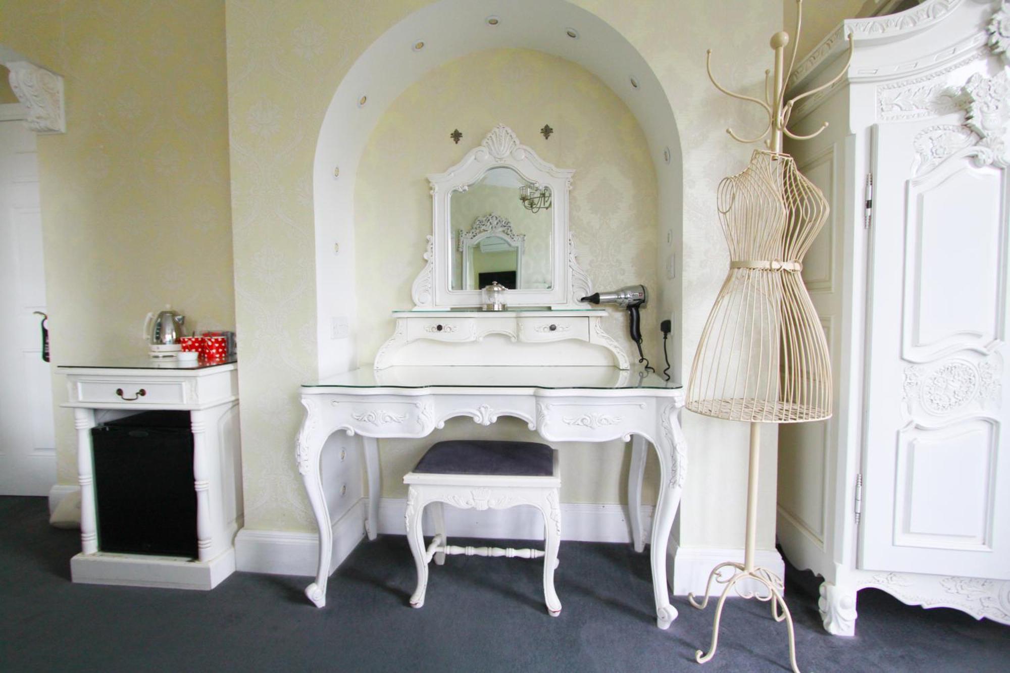 French Rococo King