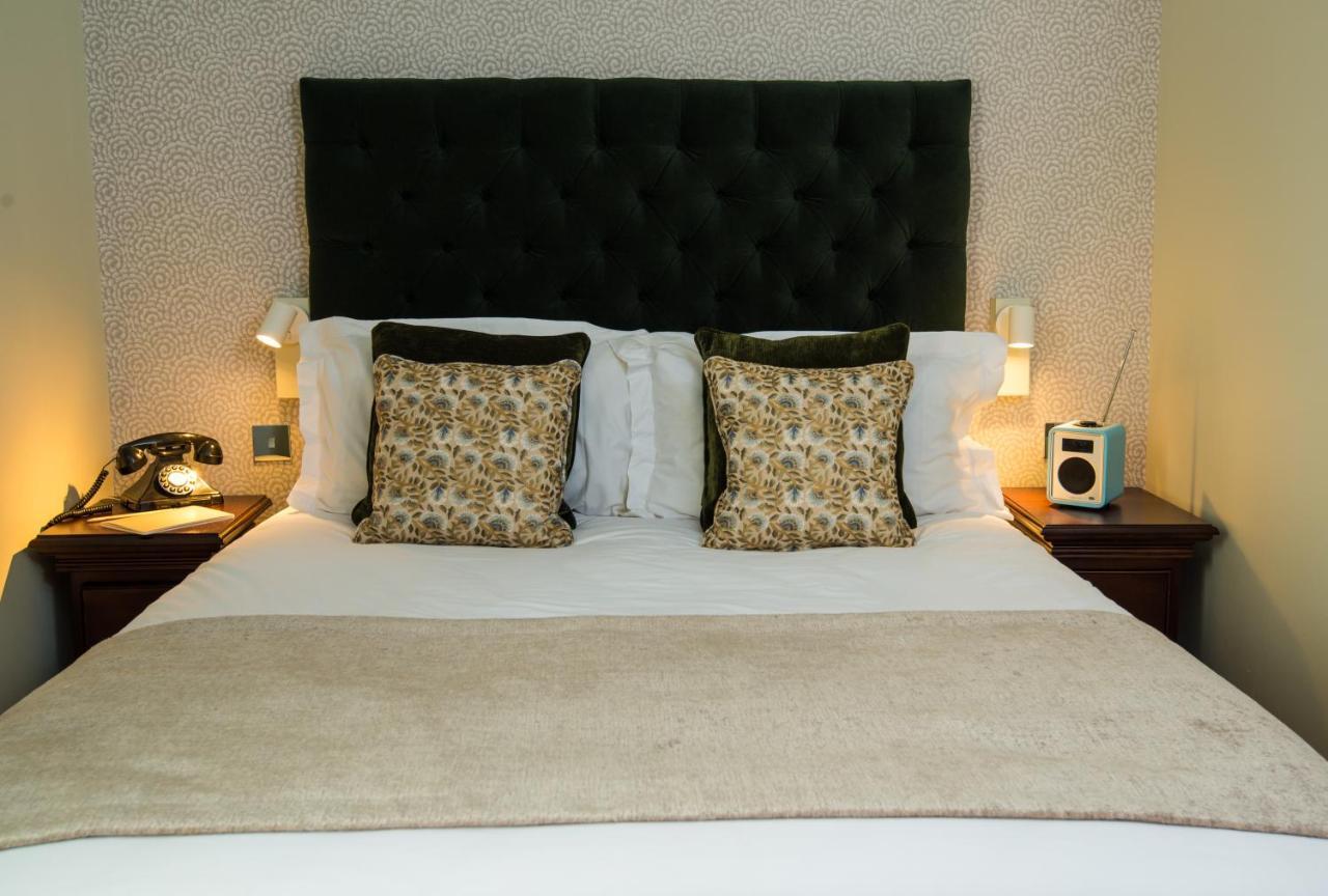 Court Double Room,974139373:JPEG